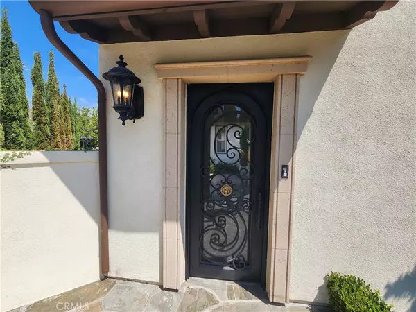 Ladera Ranch, CA 92694,1 David ST