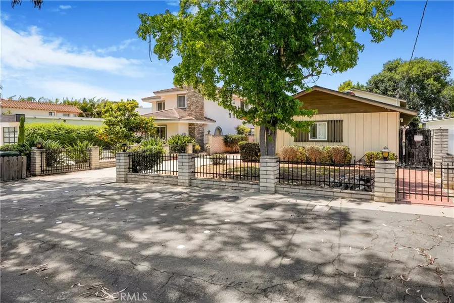 1300 Oak AVE, Carlsbad, CA 92008