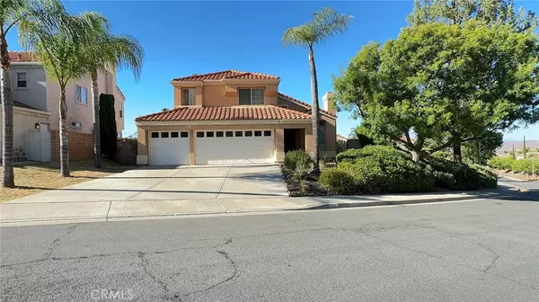 24 Bella Lucia, Lake Elsinore, CA 92532
