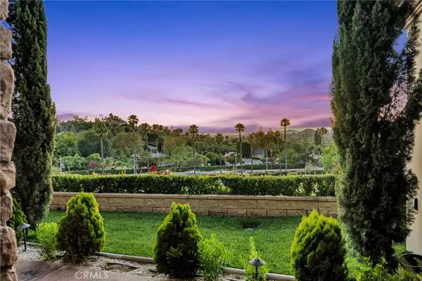 Riverside, CA 92506,5662 Royal Ridge CT