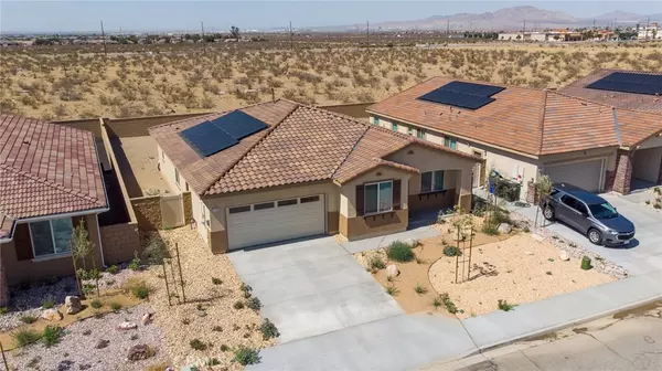 11762 Far Hills LN, Victorville, CA 92392