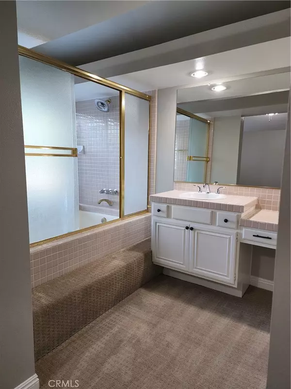 Rancho Cucamonga, CA 91737,6321 Traminer CT