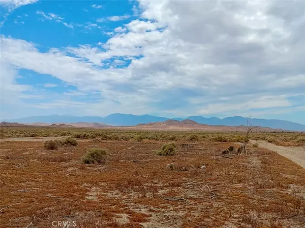 Lancaster, CA 93535,125 E Avenue J