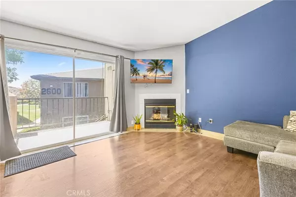 Corona, CA 92882,2596 Avenida Del Vista #G201