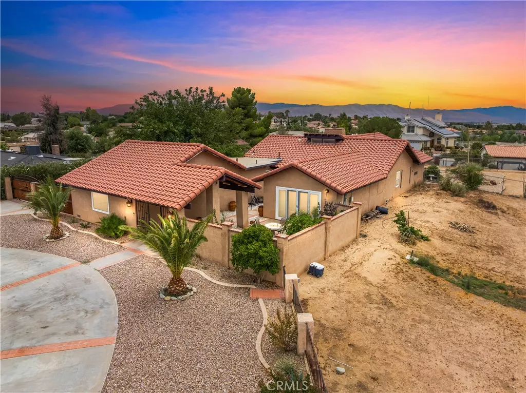 Apple Valley, CA 92307,19391 Seneca RD