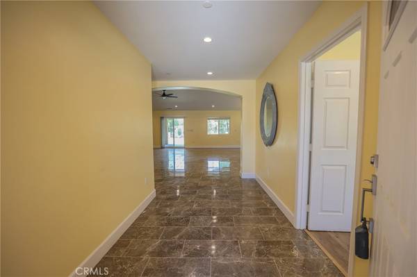 Jurupa Valley, CA 92509,5429 Camino Real