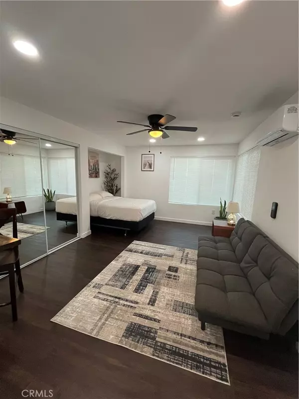Riverside, CA 92503,3096 Edwards PL
