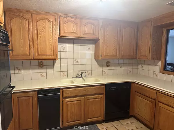 Rialto, CA 92376,314 W Manzanita ST