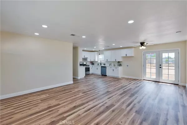 Apple Valley, CA 92308,10711 Navajo RD