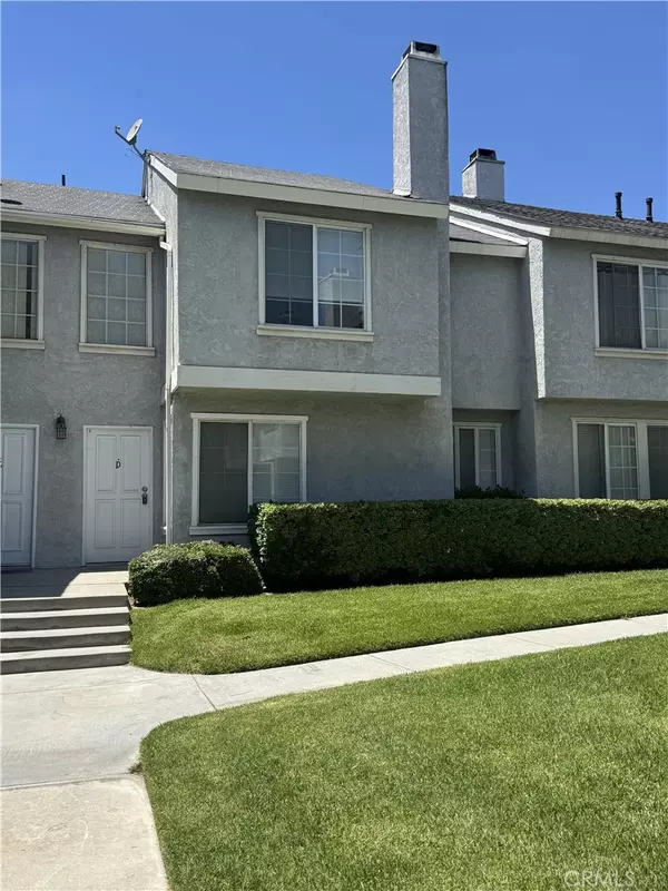 178 W Walnut AVE #D, Rialto, CA 92376