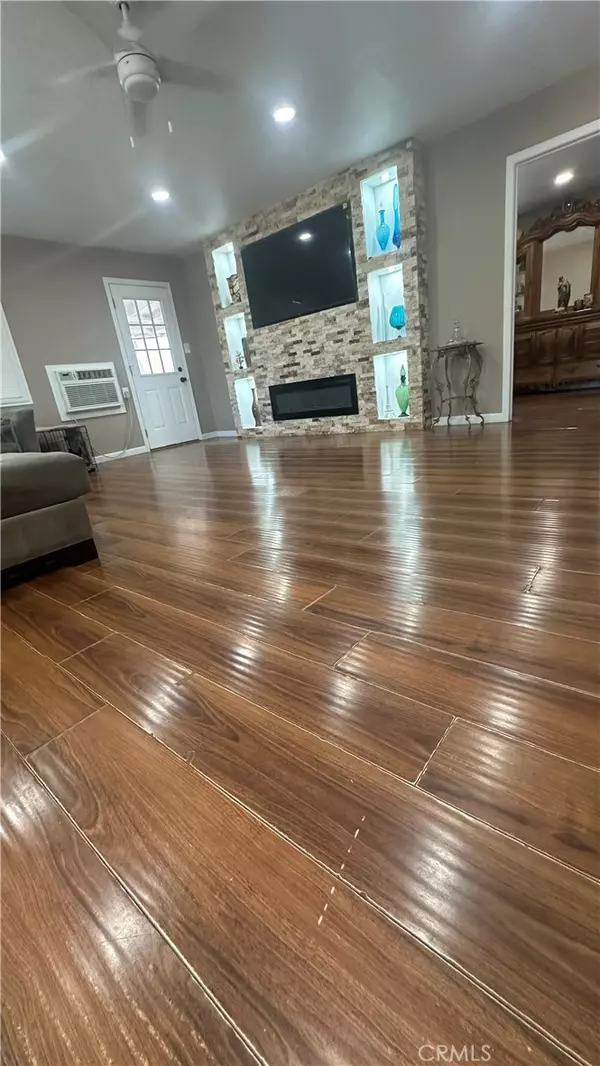 Riverside, CA 92505,11073 Arlington
