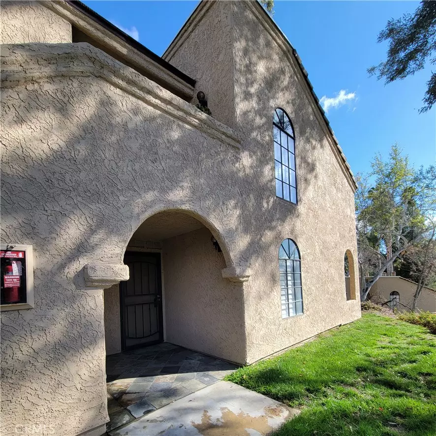 Riverside, CA 92507,600 Central AVE #381