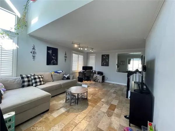 Corona, CA 92879,1318 Hermosa DR