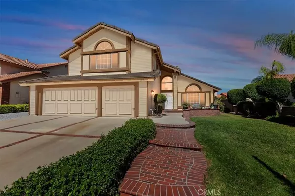 2450 Via Pacifica, Corona, CA 92882