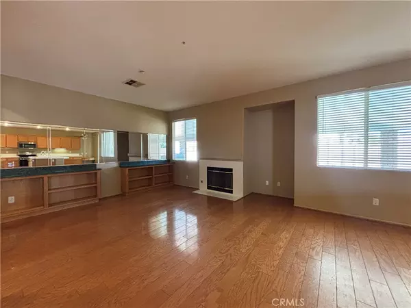 Highland, CA 92346,30101 Centro Vista
