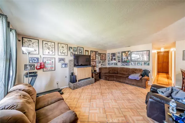 Bloomington, CA 92316,18765 Jurupa AVE