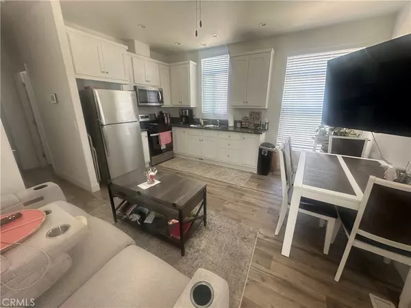 Grand Terrace, CA 92313,22113 Grand Terrace RD #8