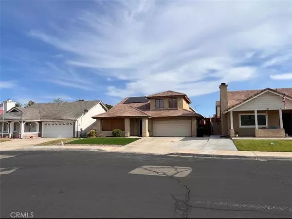 13675 Riverstone DR, Victorville, CA 92392