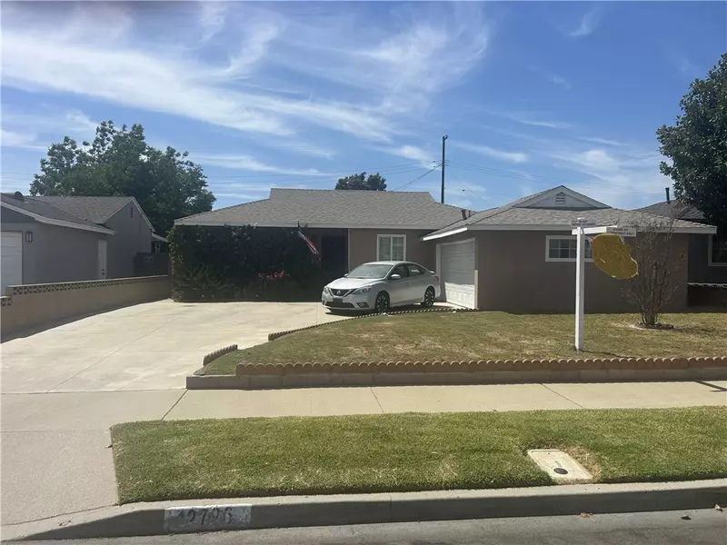 12796 17TH ST, Chino, CA 91710