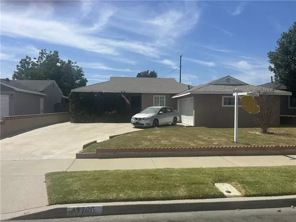 12796 17TH ST, Chino, CA 91710