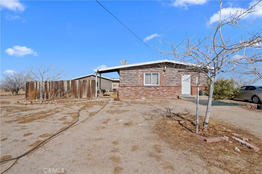 Lancaster, CA 93535,19825 E Avenue F8