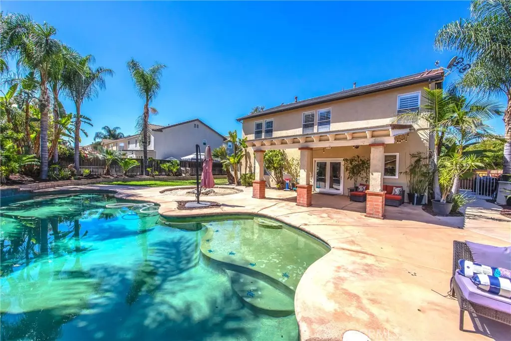 Riverside, CA 92508,9318 Meadow LN