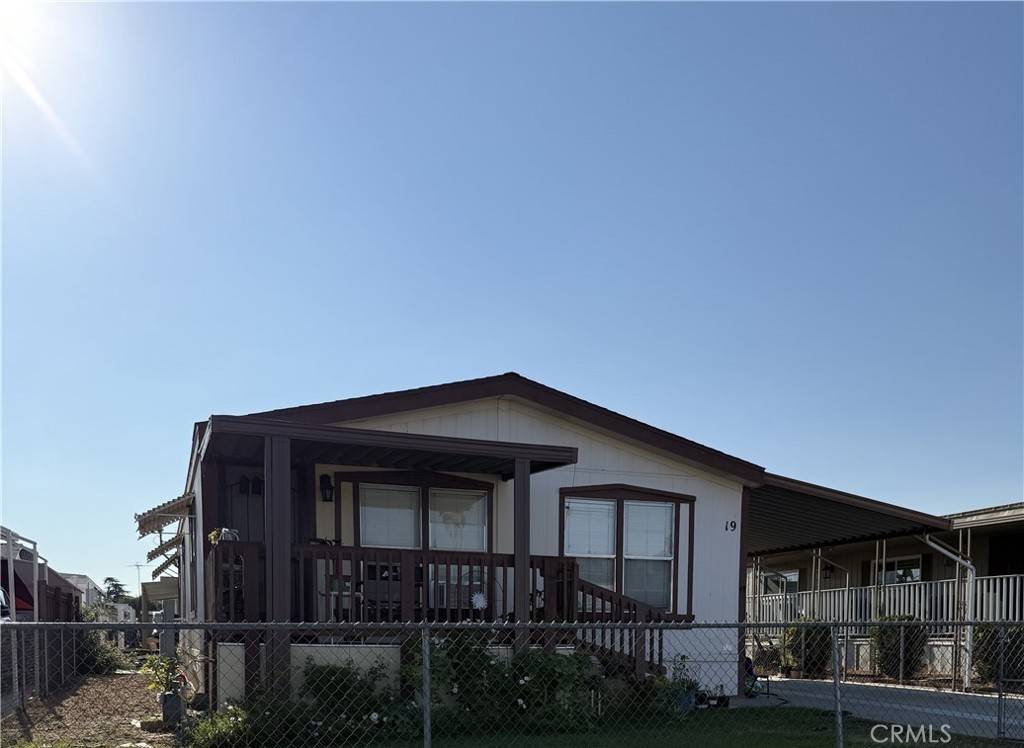 Fontana, CA 92337,16860 Slover AVE #19