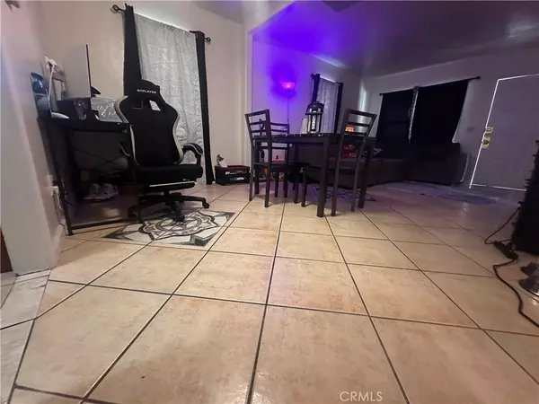 San Bernardino, CA 92408,1086 E 2nd ST