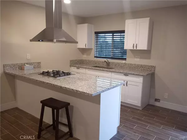 Anaheim, CA 92804,612 S Newcastle DR