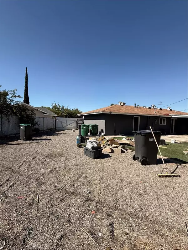Hemet, CA 92544,41471 Vicky LN