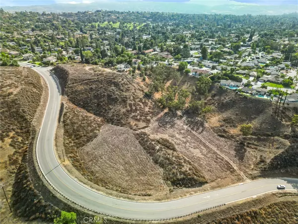 Redlands, CA 92373,0 E Sunset Dr N