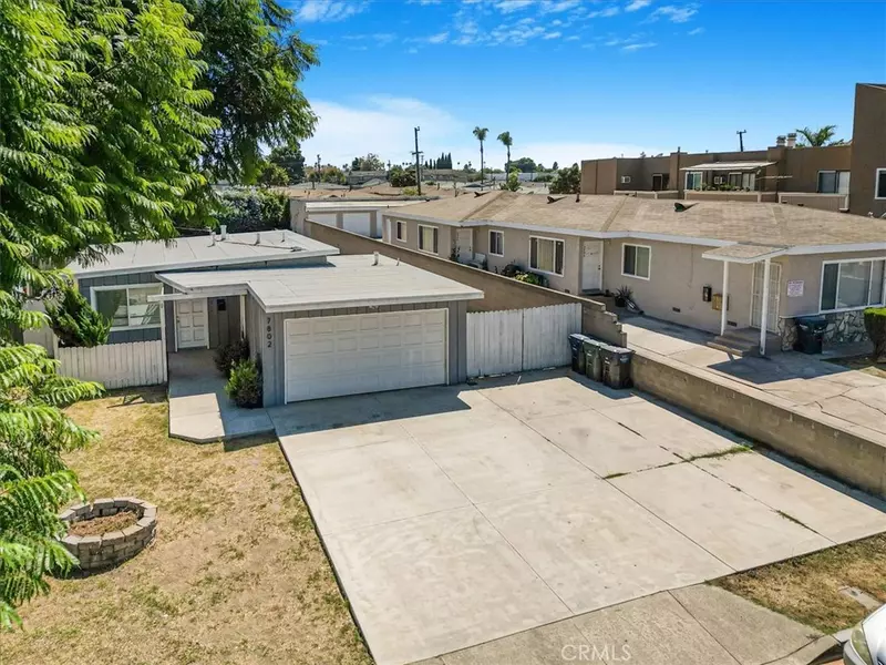 7802 Newman AVE, Huntington Beach, CA 92647