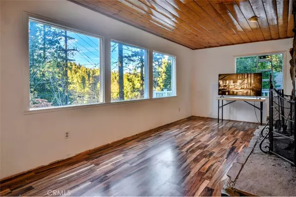 Running Springs, CA 92382,31605 WAGON WHEEL DR