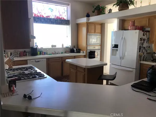 Banning, CA 92220,42850 Hill Top DR