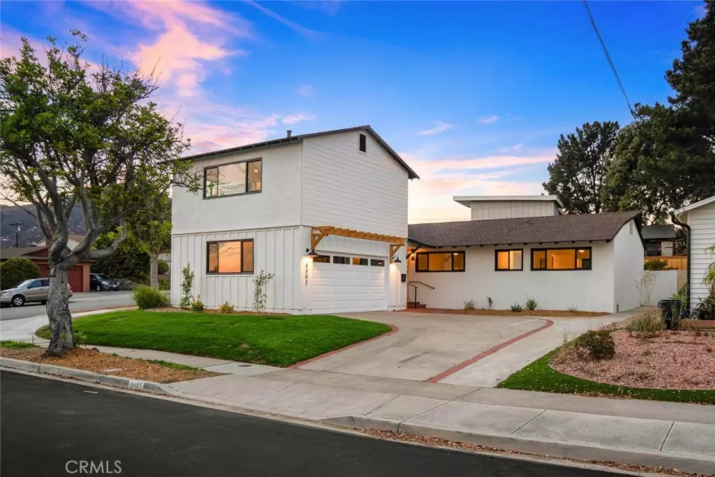 San Diego, CA 92119,8402 Boulder Place