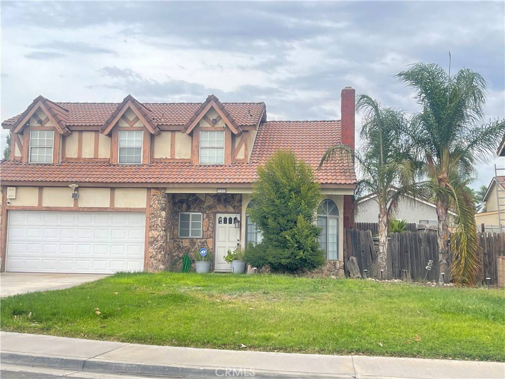 Fontana, CA 92337,11557 Oakwood