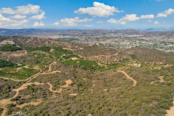 Murrieta, CA 92562,37685 El Tigre