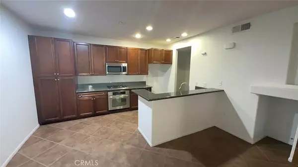 Lake Elsinore, CA 92532,30505 Canyon Hills RD #2102