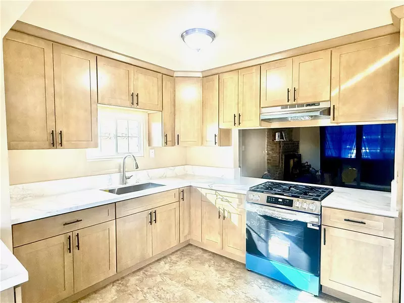 1151 E 33rd, San Bernardino, CA 92404