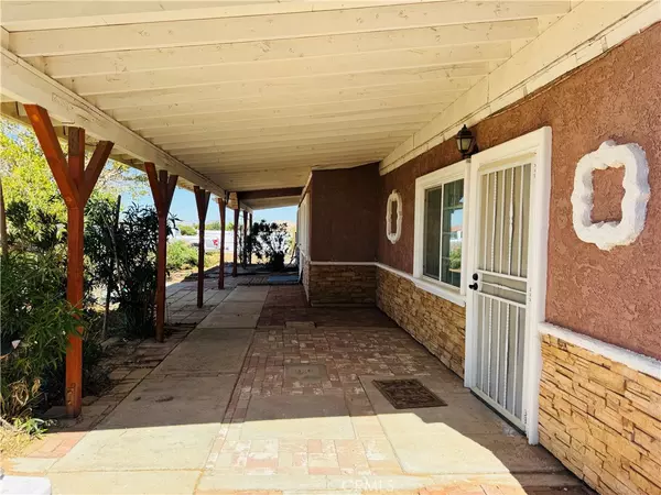Apple Valley, CA 92308,11020 Viento PL