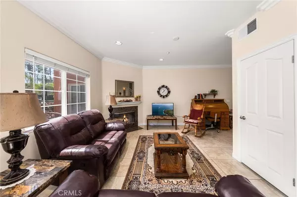 Redlands, CA 92374,1200 E Highland AVE #207