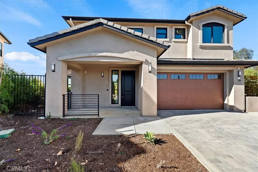 939 Staley LN, Los Angeles, CA 90042