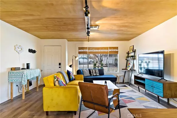 Joshua Tree, CA 92252,6123 Scenic