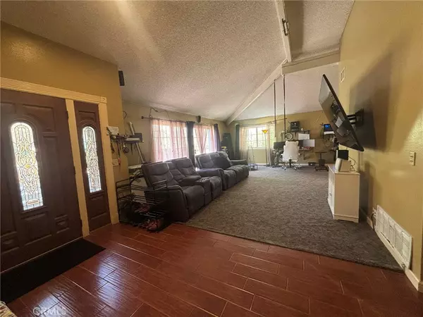 Riverside, CA 92506,3208 Gibraltar