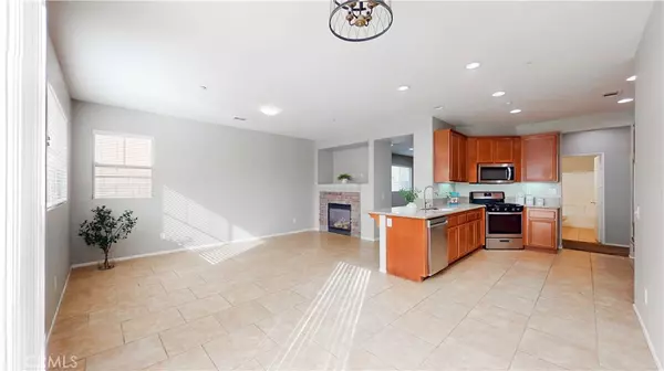 Fontana, CA 92337,10920 Mayberry