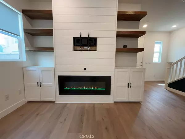 Fontana, CA 92336,7155 Citrus #240