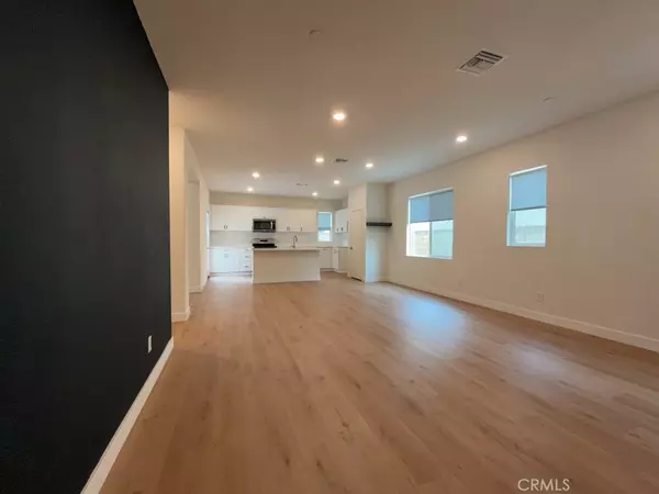 Fontana, CA 92336,7155 Citrus #240