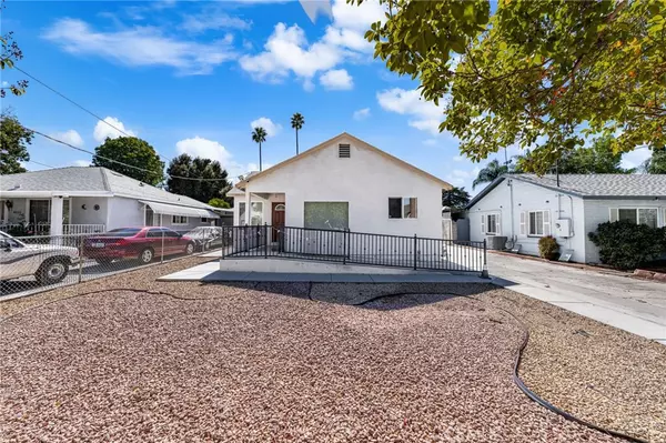 4636 Orange Vista Way, Riverside, CA 92506