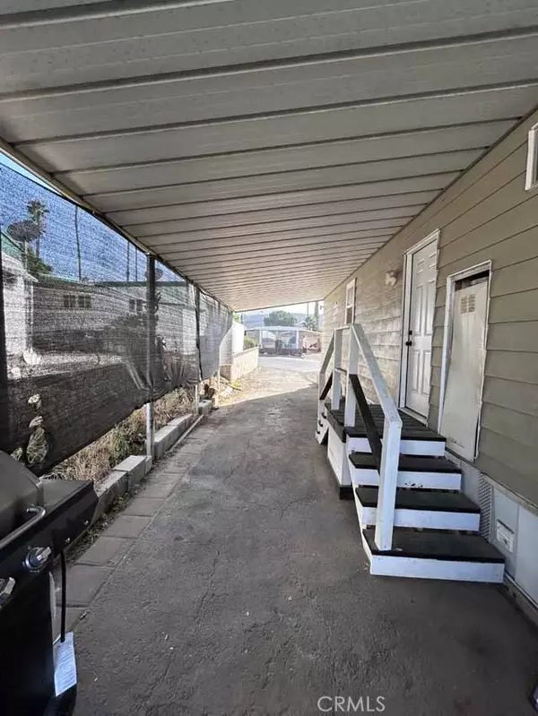 Colton, CA 92324,2751 Reche Canyon