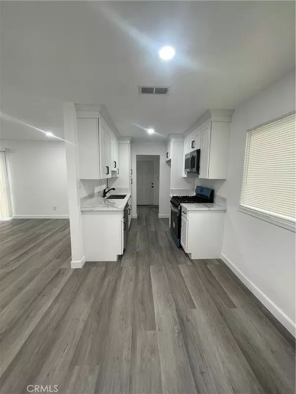 San Bernardino, CA 92410,7787 Golondrina